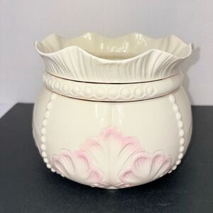 Irish Bells Pot, Vase